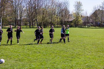 Bild 22 - Frauen SV Frisia 03 Risum Lindholm - Heider SV : Ergebnis: 8:0